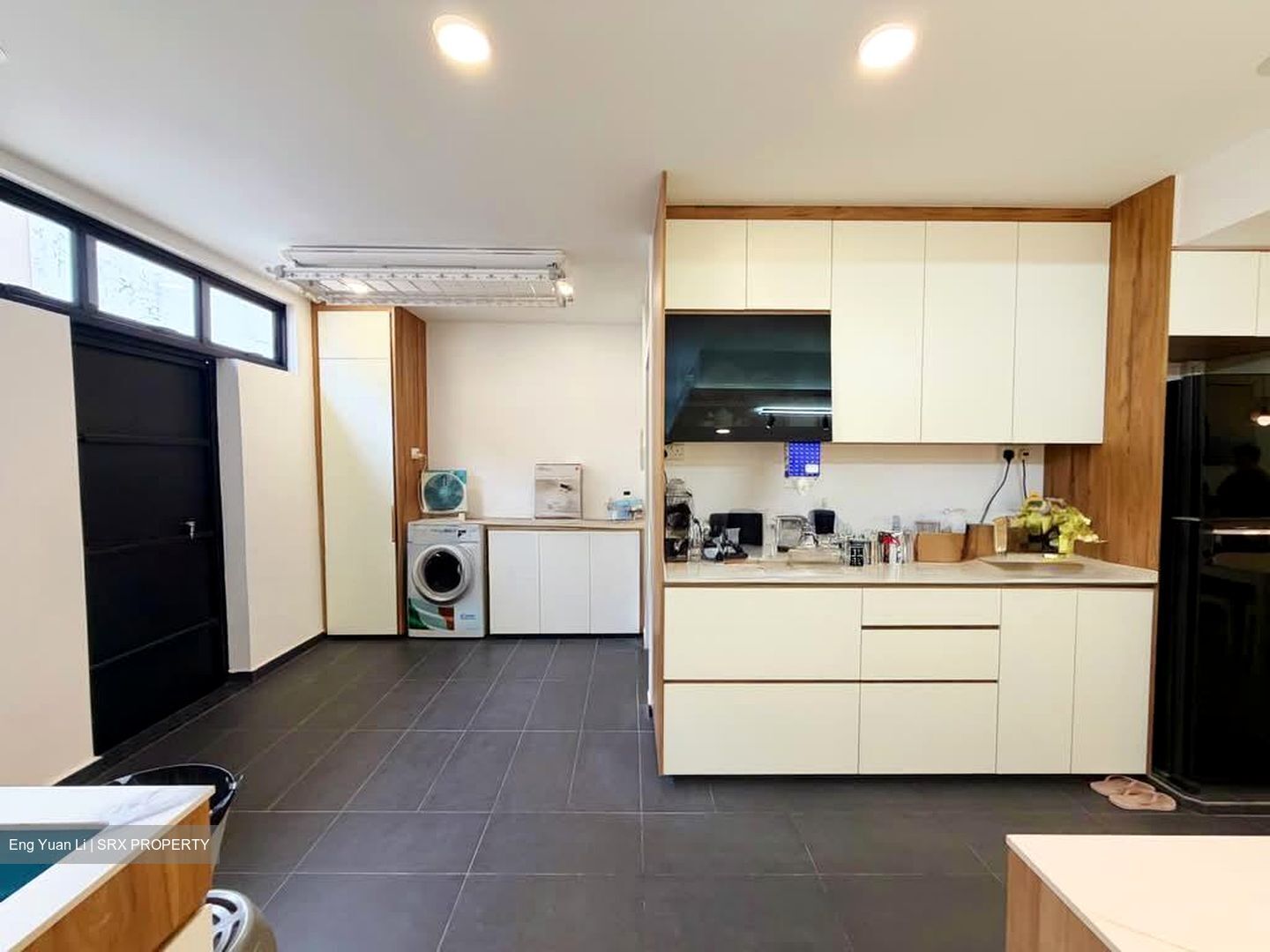 Sennett Estate (D13), Terrace #568280871